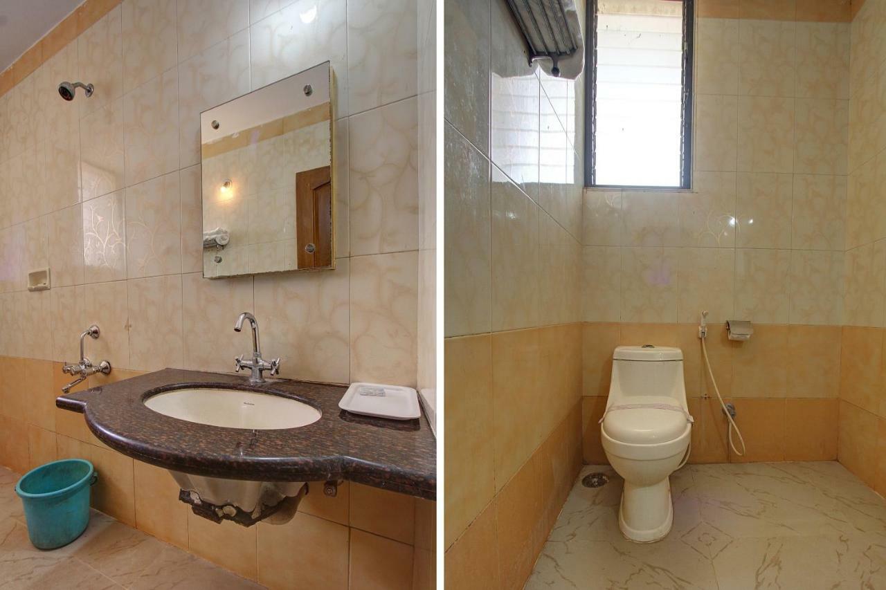 Hotel Rajsangam International Bádámi Kültér fotó