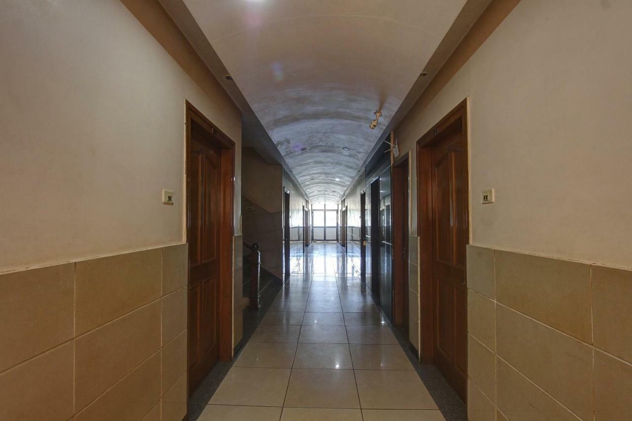 Hotel Rajsangam International Bádámi Kültér fotó